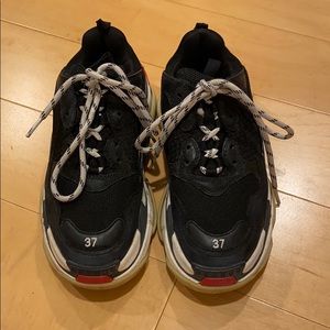 Balenciaga triple s sneakers